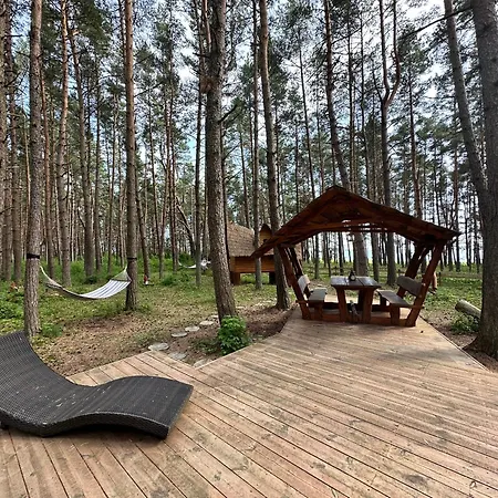 Paekapikumaja Vormsi Saarel Kamp