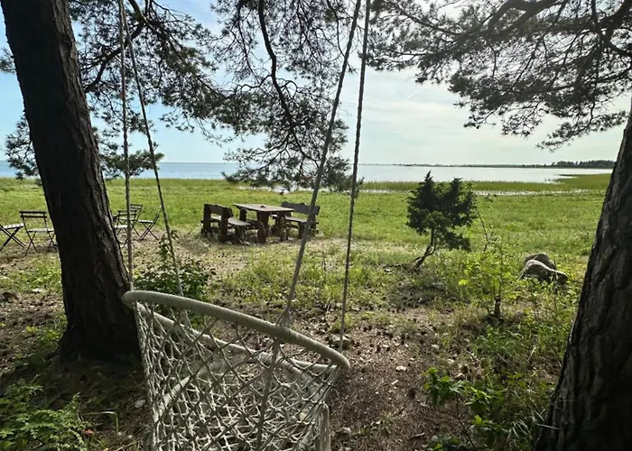 Paekapikumaja Vormsi Saarel Кемпинг *